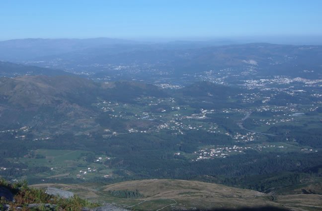 ID112 Onde o c&eacute;u toca na Terra. Serra d'Arga, Sra. do Minho